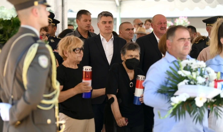 Predsjednik Milanović na obilježavanju Dana sjećanja na vojne i civilne žrtve prominskog kraja