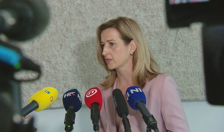 Mirela Ahmetović 