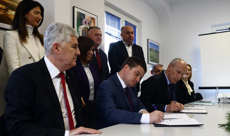 Hrvatska financijski pomaže izgradnju prometnice koja povezuje Hrvatsku i BiH