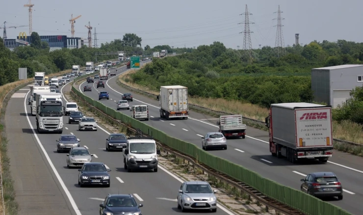  Autocesta između naplate Lučko i čvora Karlovac 