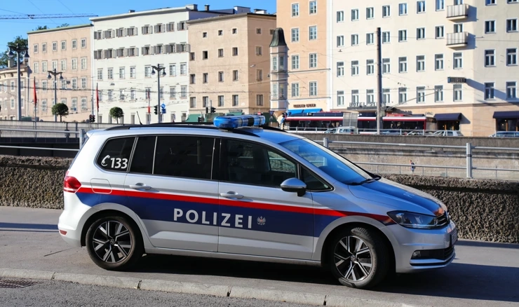 Trolejbus se zaletio u supermarket u Salzburgu,  jedan mrtav