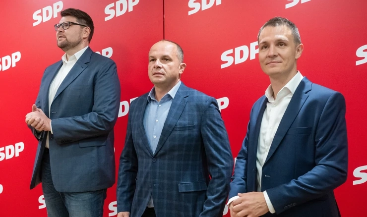 Siniša Hajdaš-Dončić novi predsjednik SDP-a