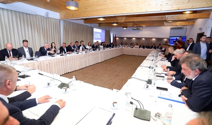 Premijer Plenković na sastanku Vlade sa županima te predstavnicima Udruge gradova i Hrvatske zajednice općina