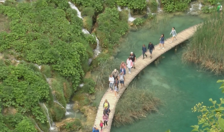 Plitvička jezera mamac za turiste