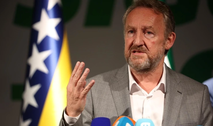 Konferencija za medije Stranke demoktraske akcije (SDA)