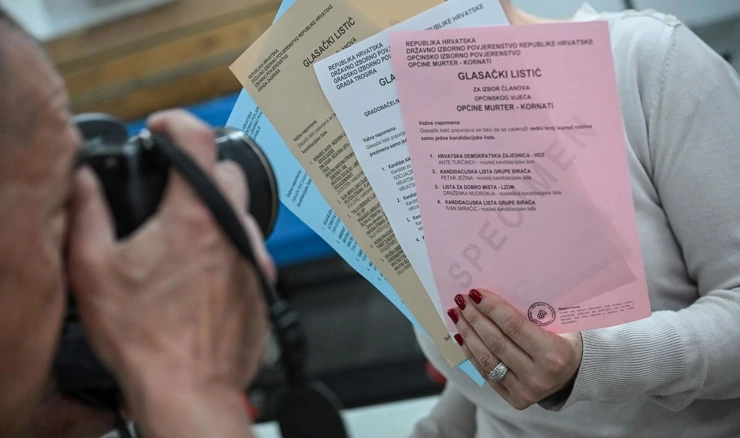 Glasački listići/Ilustracija