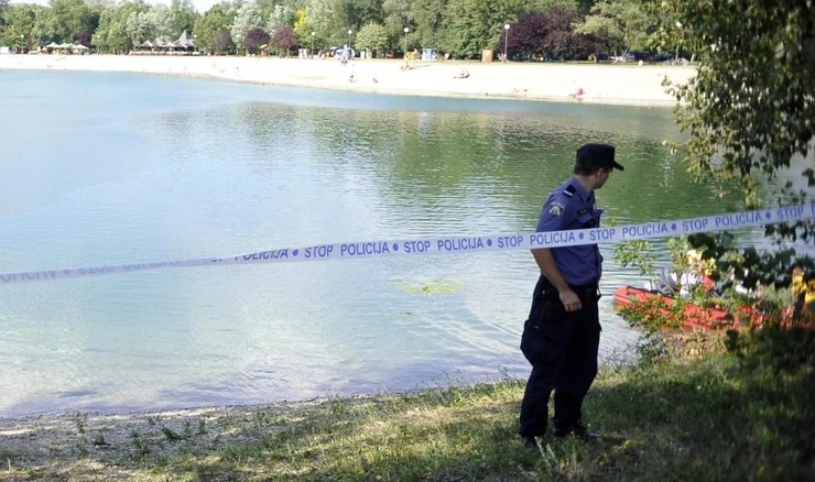 Nađeno tijelo muškarca koji je sinoć nestao u jezeru kod Đakova
