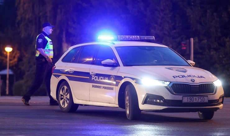 Policija