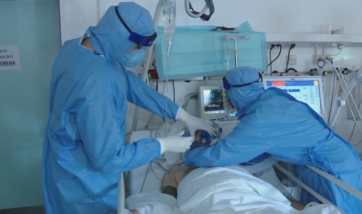 Na COVID odjelima šibenske bolnice rade uglavnom mlade žene