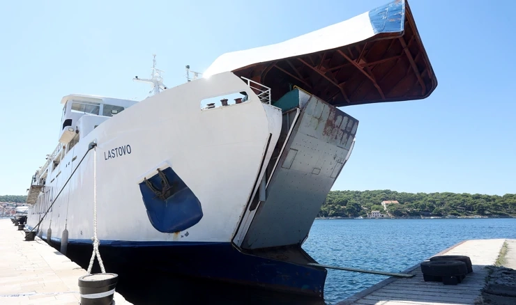 Trajekt Lastovo