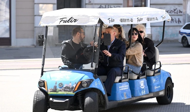 Besplatni prijevoz električnim vozilima