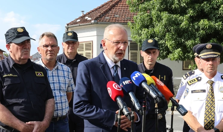 Davor Božinović