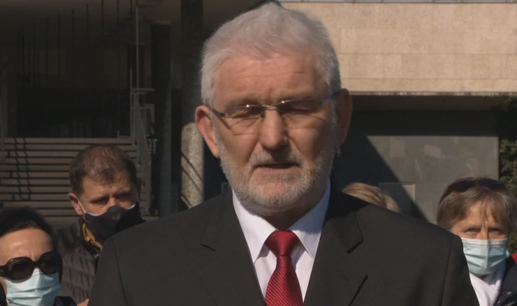 Milivoj Špika, Platforma Umirovljenici zajedno