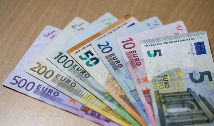 Ilustracija - novčanice eura