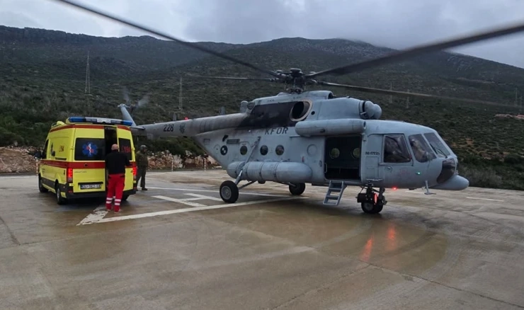 Vojnim helikopterom trudnica iz Orebića prevezena u KBC Split
