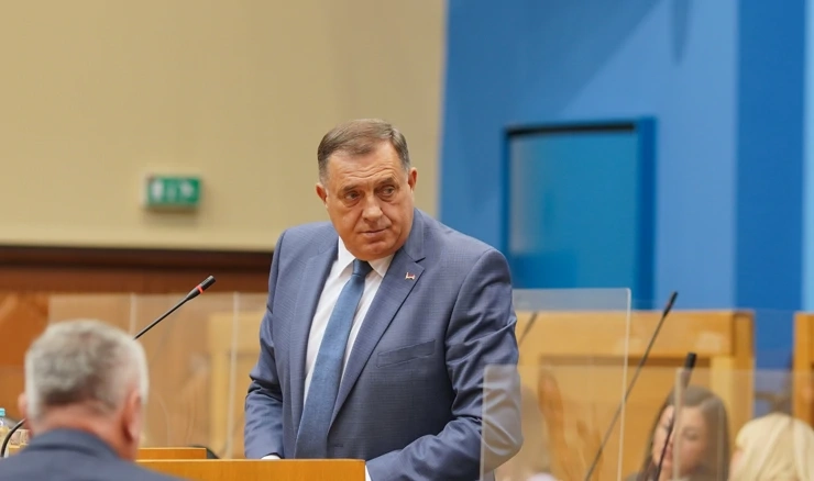 Moskva financirala Dodika