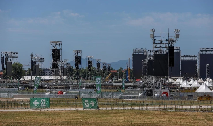 Pripreme za koncert na Hipodromu
