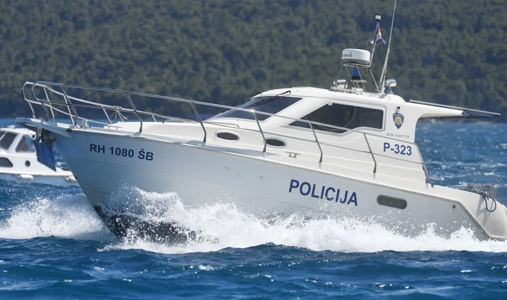 Policija