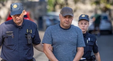 Neslužbeno se doznaje da je Ukrajinac u srijedu uhićen u jednom hotelu na Verudeli