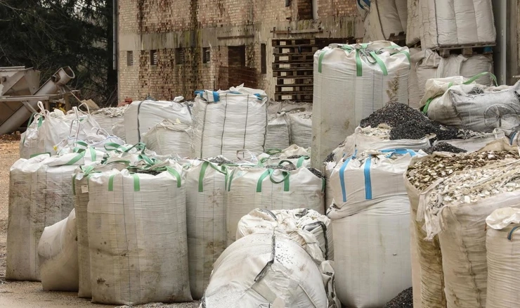 Nezakonito odloženi otpad u Gospiću