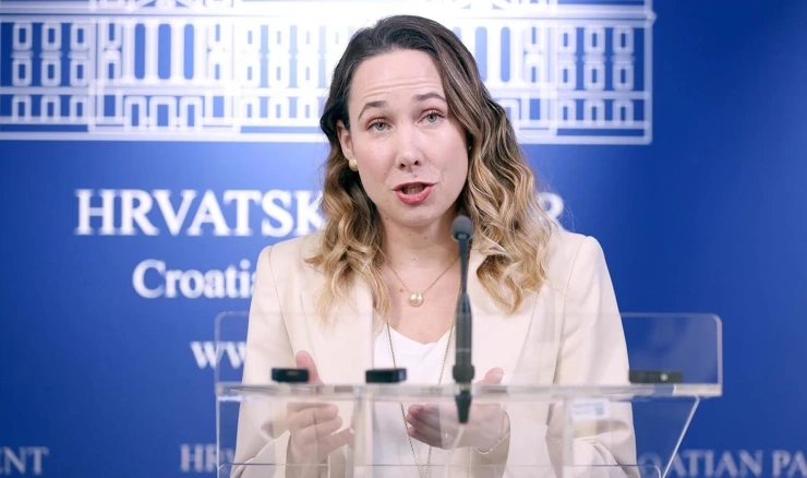 Marija Selak Raspudić o potpisima zastupnika 