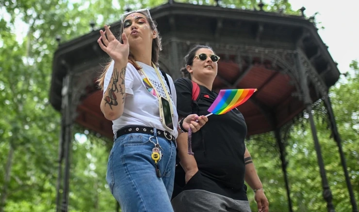 Okupljanje na Zrinjevcu uoči 25. Povorke ponosa počelo je u 14 sati