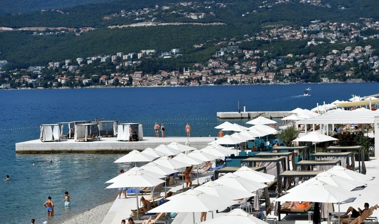 Most pokreće peticiju za slobodne plaže