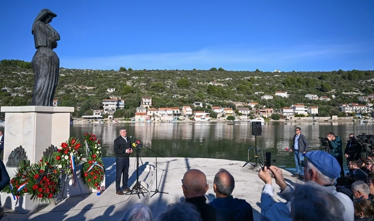 Predsjednik Milanović na Drveniku Velom