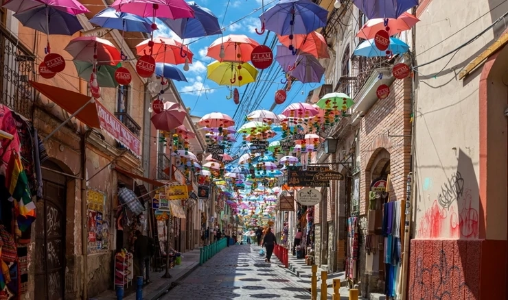 Ulica u La Pazu, glavnom gradu Bolivije
