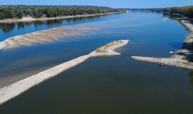 Rekordno nizak vodostaj rijeke Dunav