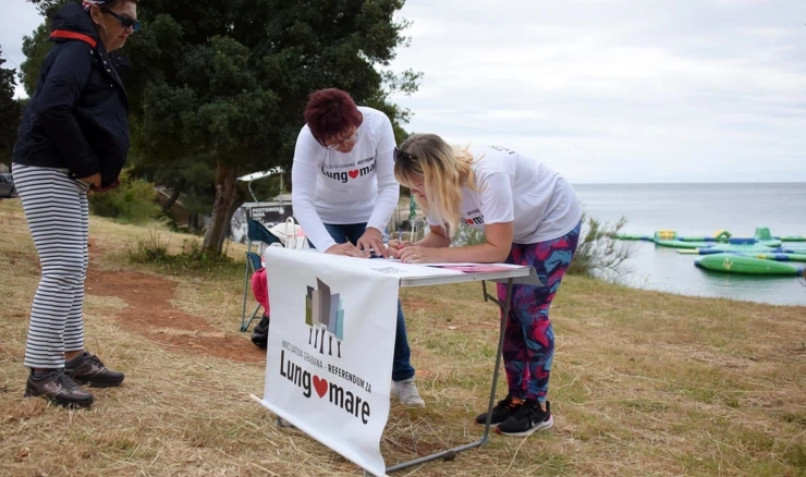 Prikupljanje potpisa za referendum