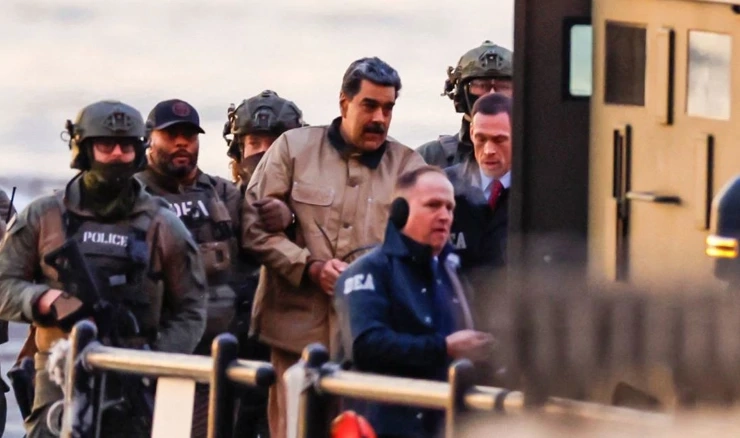 Svrgnuti venezuelski predsjednik Nicolas Maduro na heliodromu u New Yorku