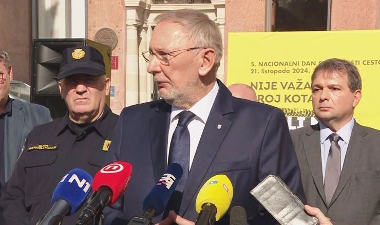 Davor Božinović