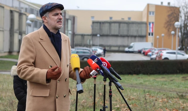 Raspudić premijera pozvao na sučeljavanje ispred Remetinca 