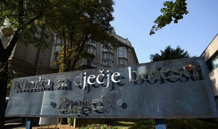 Dječak ozlijeđen u požaru u Zadru i dalje kritično 