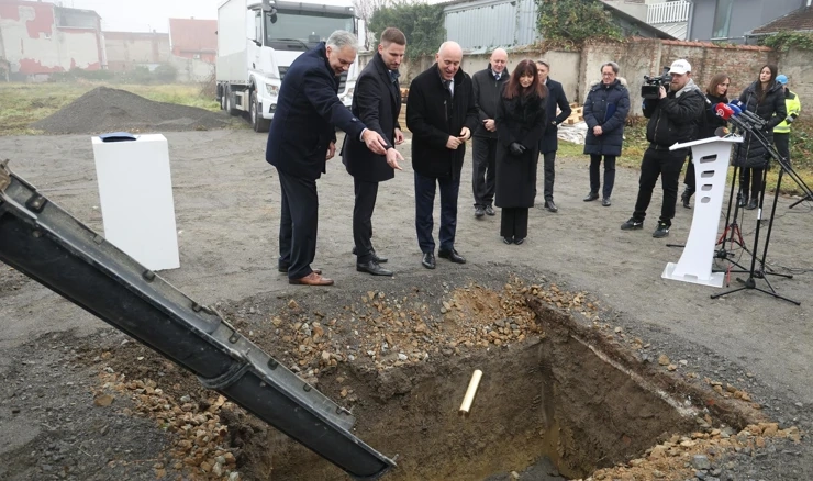 Polaganja kamena temeljca