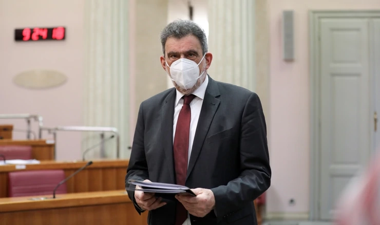 Fuchs ukida anonimne prijave prosvjetnoj inspekciji