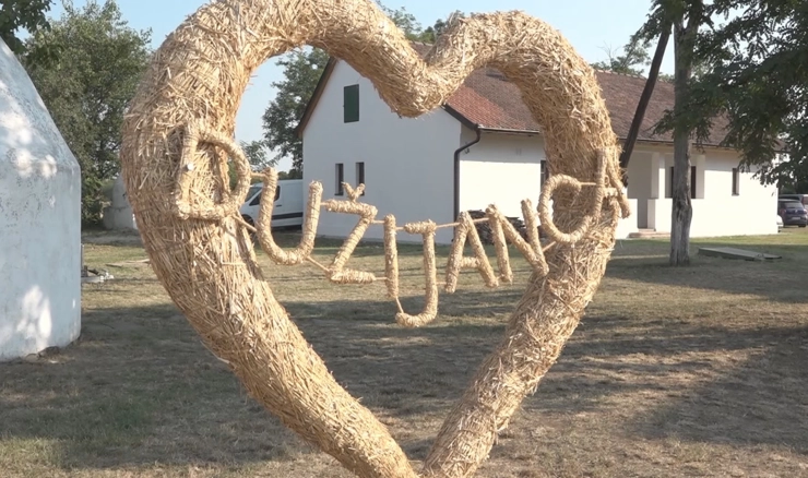 Dužijanca - žetvene svečanosti bačkih Hrvata