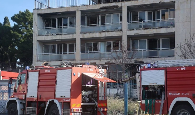 Požar u zgradi Dalmacijavina