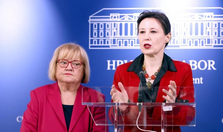 Anka Mrak Taritaš i Dalija Orešković