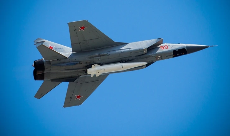 MiG-31K s hipersoničnom raketom Kinžal