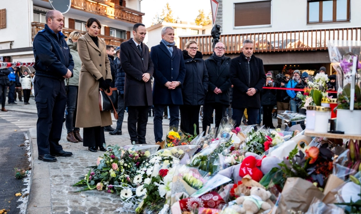 U znak sjećanja na žrtve požara na skijalištu u Crans-Montani