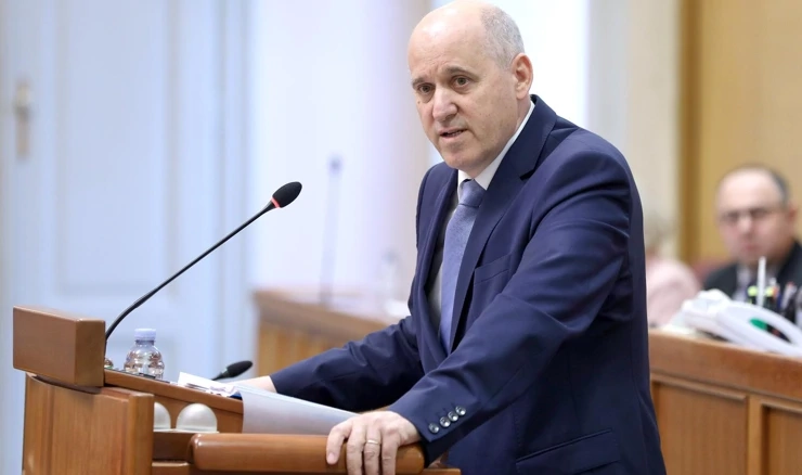 Ministar graditeljstva Branko Bačić