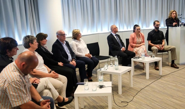 Čelnici Sindikata javnih službi održali konefrenciju za medije o novoj odluci Ustavnog suda 