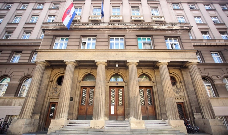 Zgrada HZZO-a u Zagrebu 
