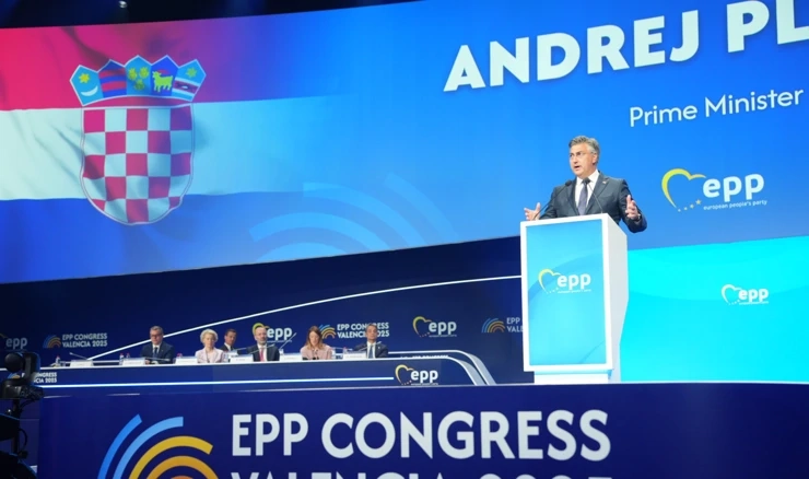 Andrej Plenković na kongresu EPP-a u Valenciji
