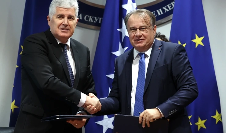 HDZ i bošnjačko-građanska oporba potpisali koalicijski sporazum