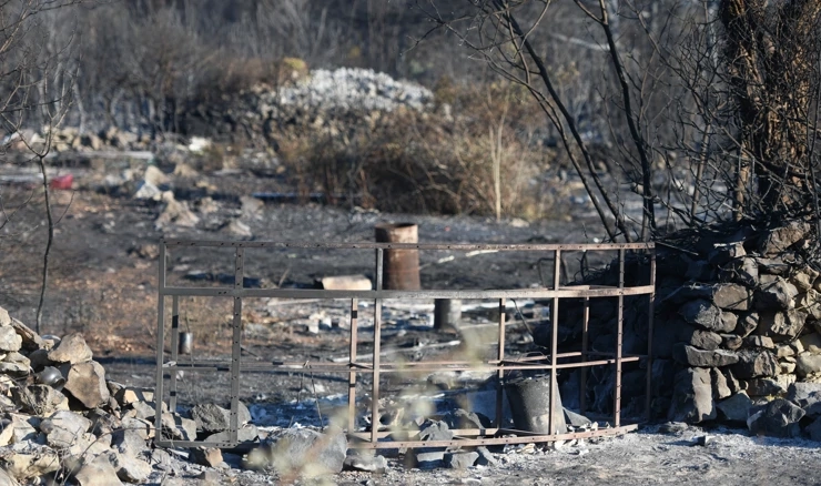 Područje Zatona pod nadzorom vatrogasaca