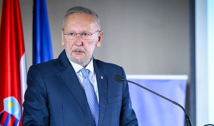 Davor Božinović