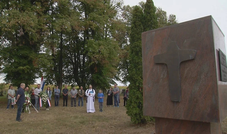 Počast žrtvama koncentracijskog logora Krndija